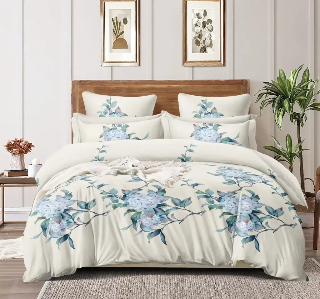 Luxe Comforter